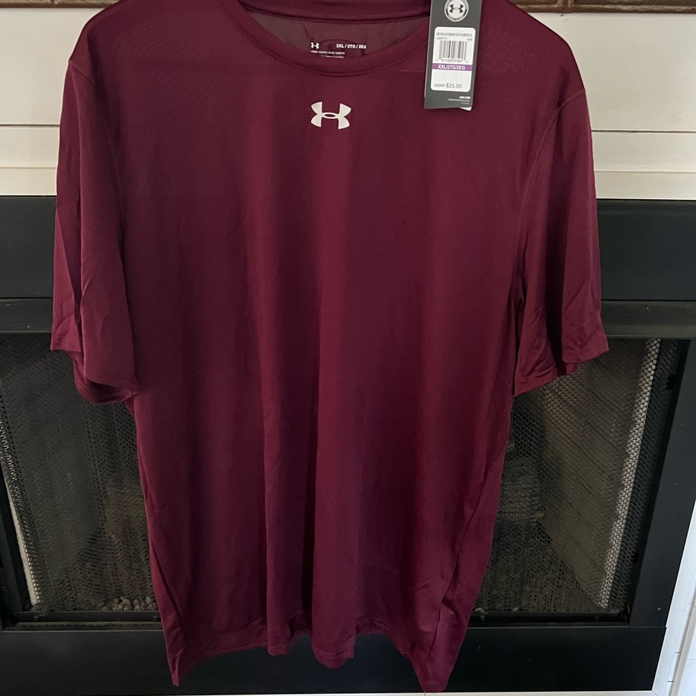 UA heat gear loose fit t shirt